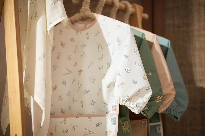 Babero impermeable con manguito - Lovely Birds