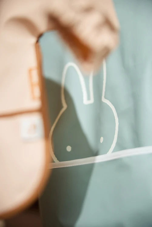 Bavoir Miffy imperméable avec manche